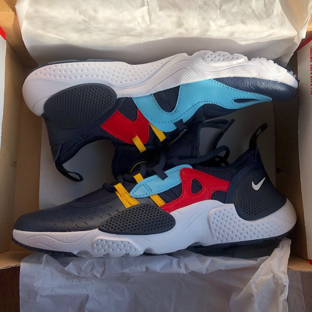 Nike Huarache EDGE *brand new*